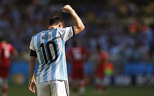 tilt shift lens photography of Messi #10 soccer player